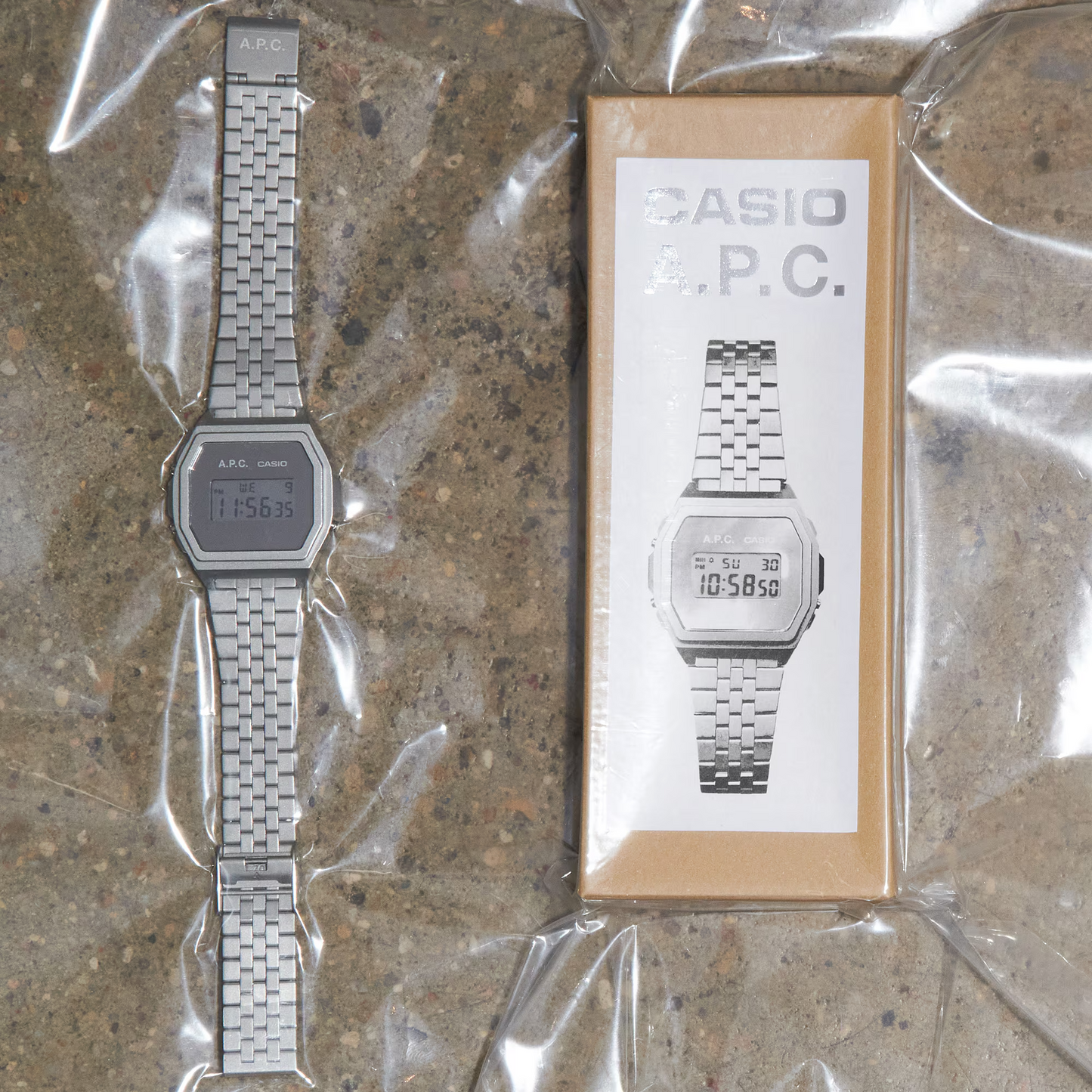 CASIO VINTAGE A.P.C COLLABORATION MODEL A1000ACD-7DR