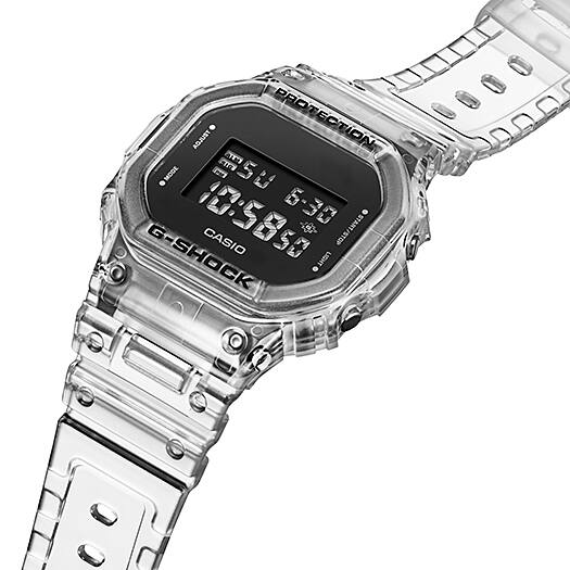 G-SHOCK Casual Men Watch DW-5600SKE-7DR