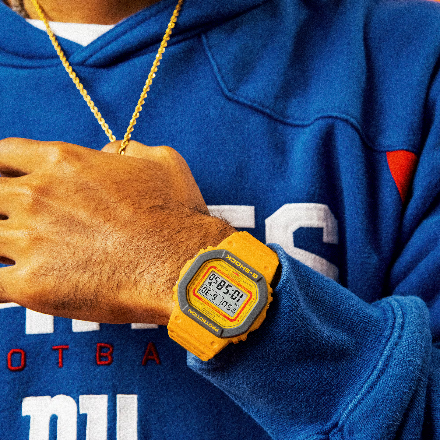 G-SHOCK MEN CASUAL WATCH DW-5610Y-9DR