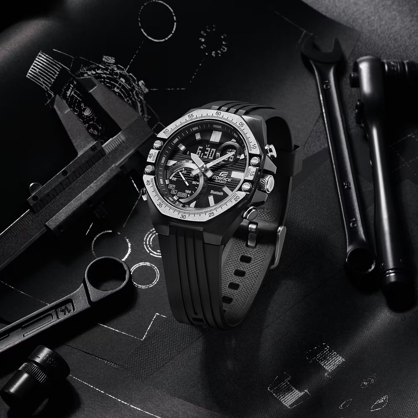 EDIFICE SMARTPHONE LINK MEN WATCH ECB-10TP-1ADF