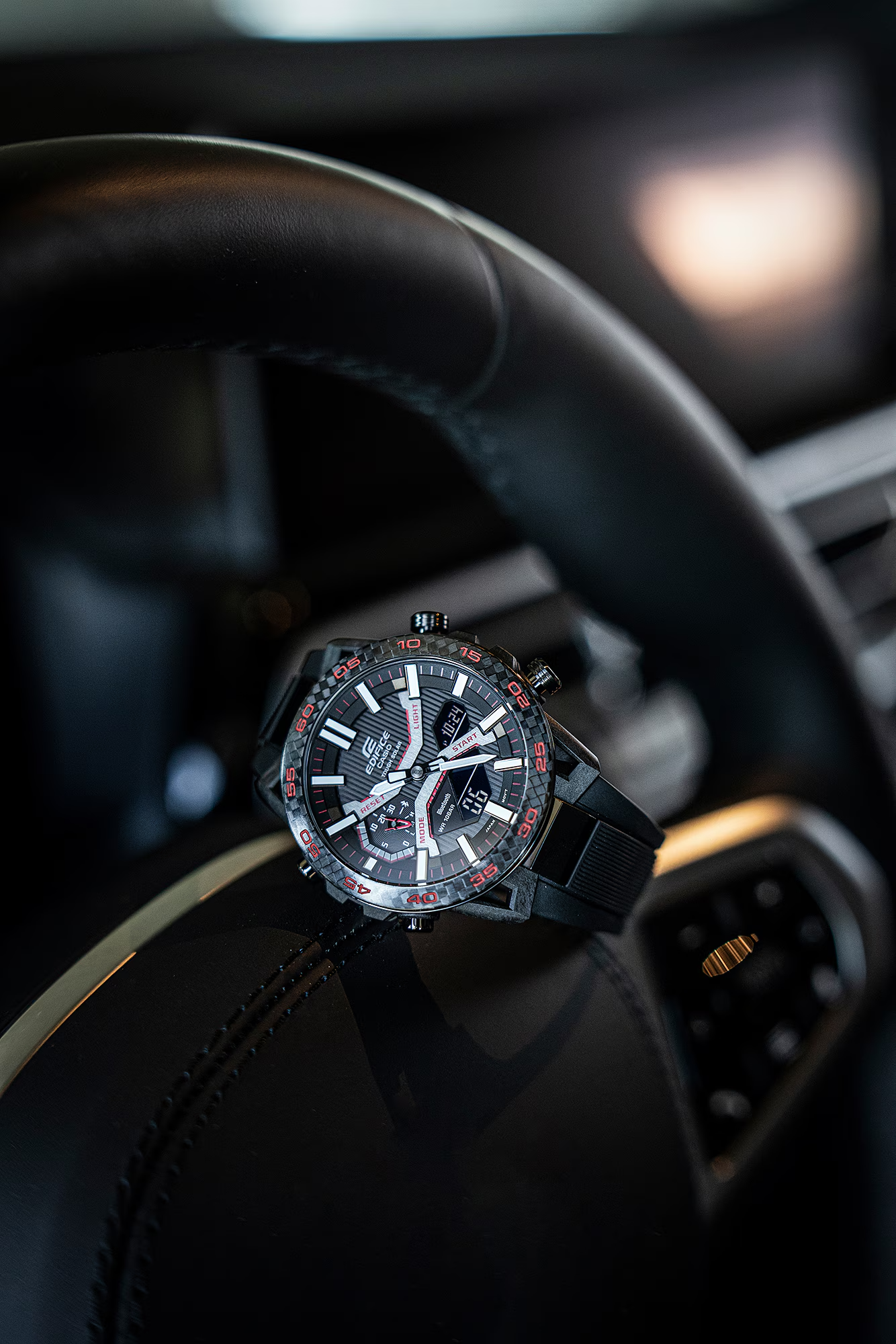EDIFICE SMARTPHONE LINK MEN WATCH ECB-2000PB-1ADF