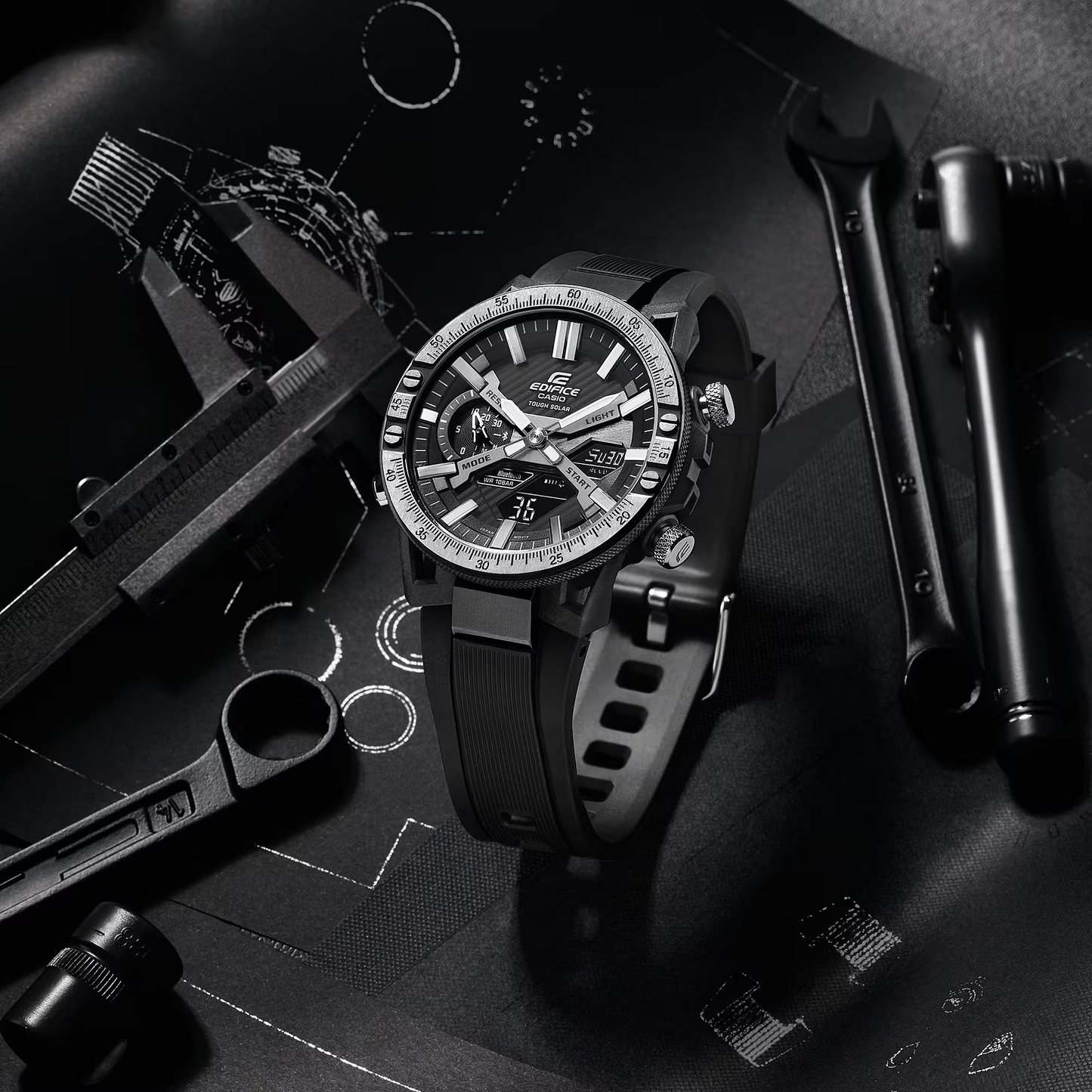 EDIFICE SMARTPHONE LINK MEN WATCH ECB-2000TP-1ADF