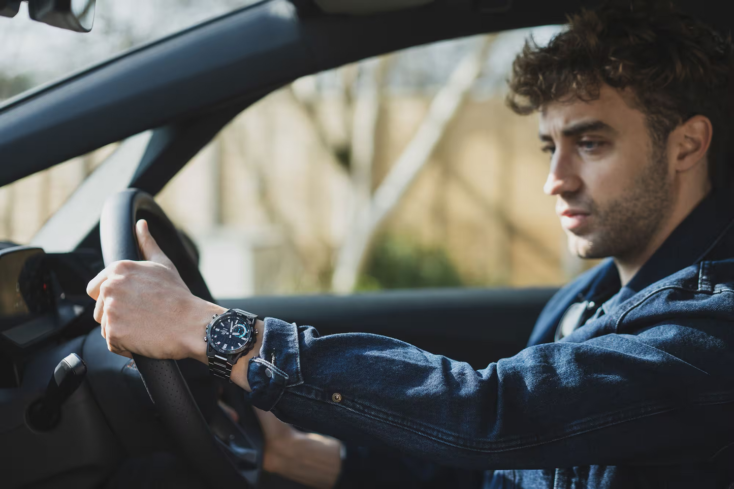 EDIFICE SMARTPHONE LINK MEN WATCH ECB-40DB-1ADF