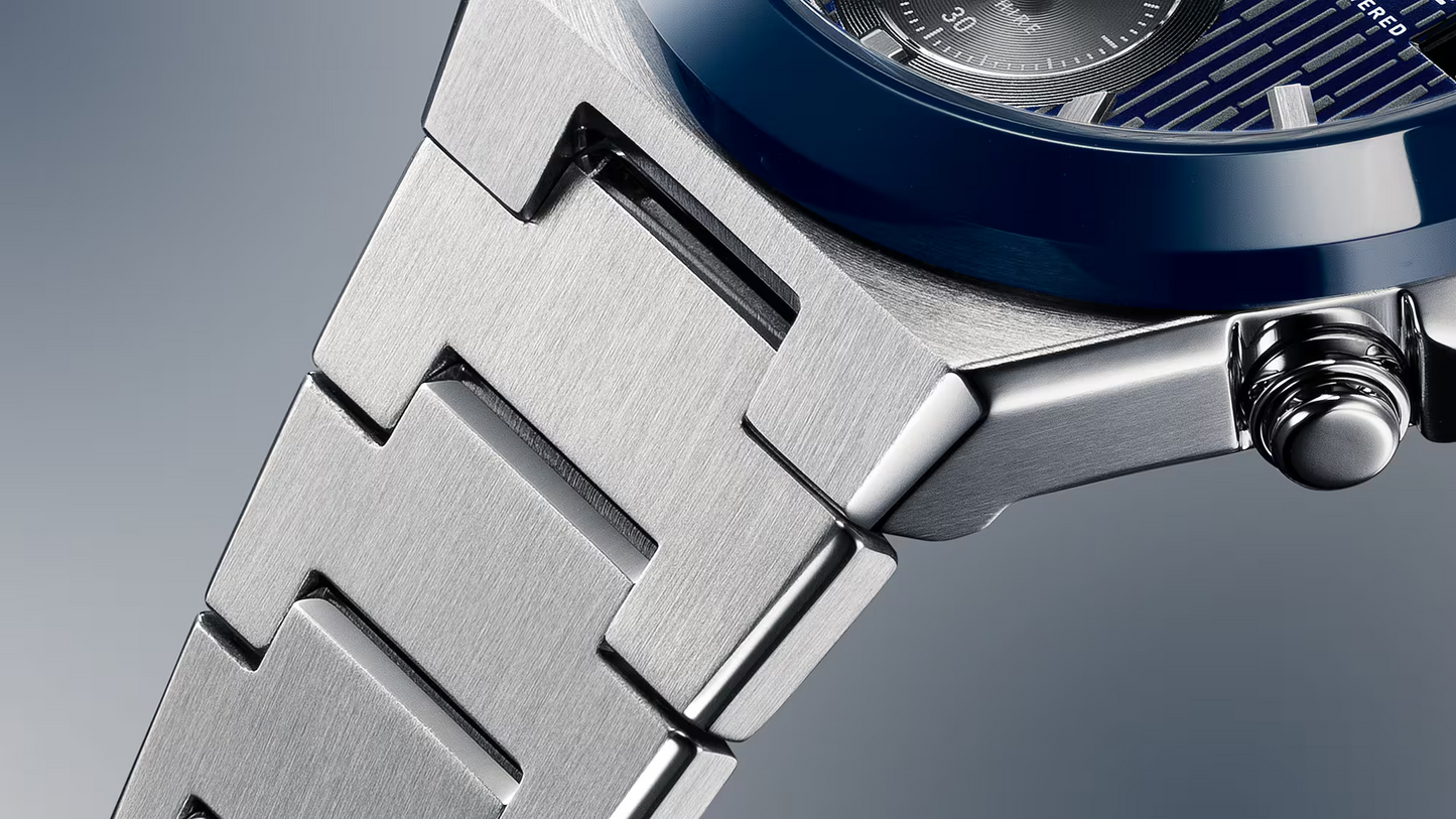 EDIFICE SOLAR-POWERED CHRONOGRAPH MEN WATCH EFS-S650D-2ADF