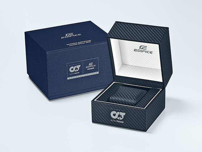 EDIFICE SMARTPHONE LINK WATCH EQB-1100AT-2ADR