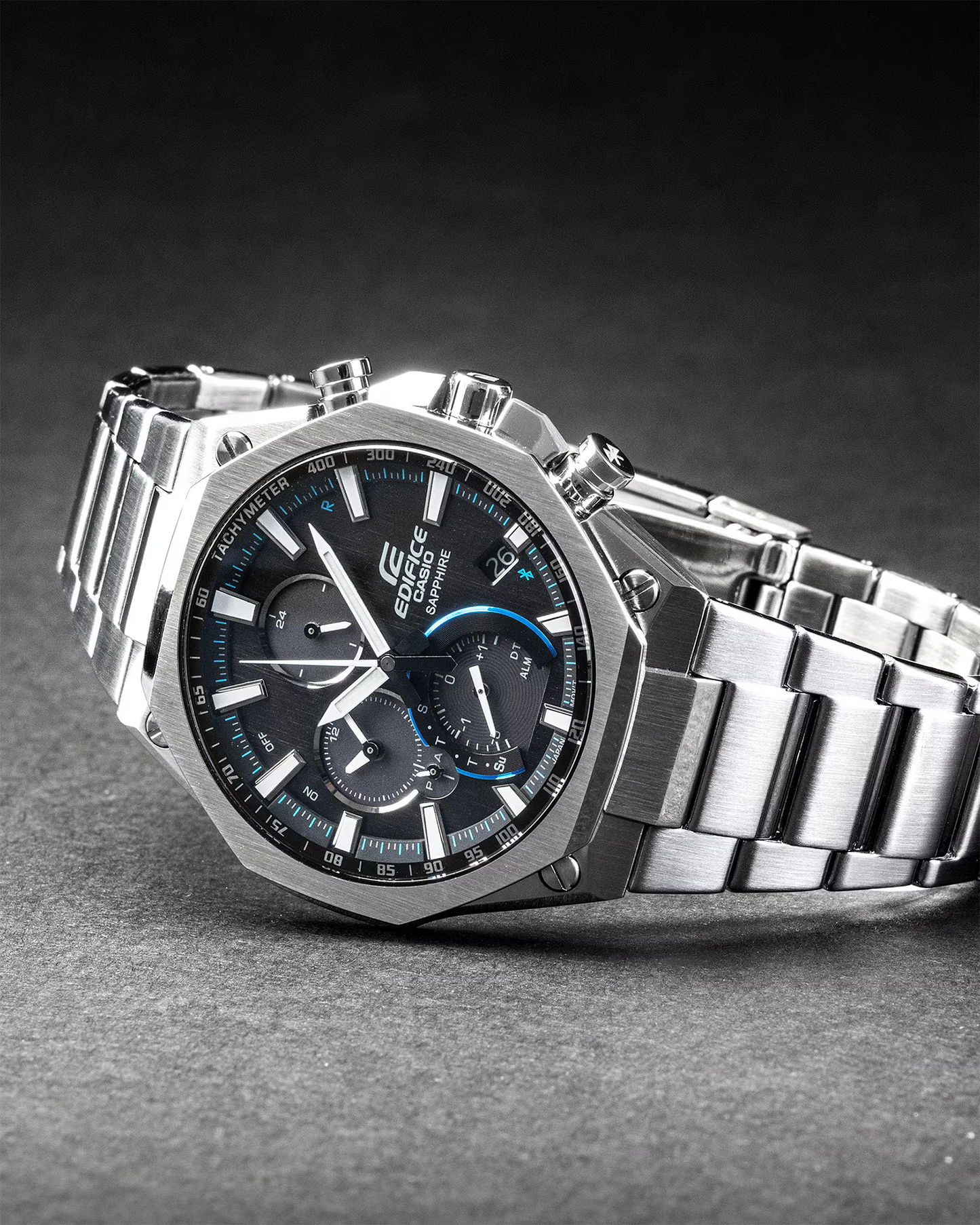 EDIFICE SMARTPHONE LINK WATCH EQB-1100D-1ADR