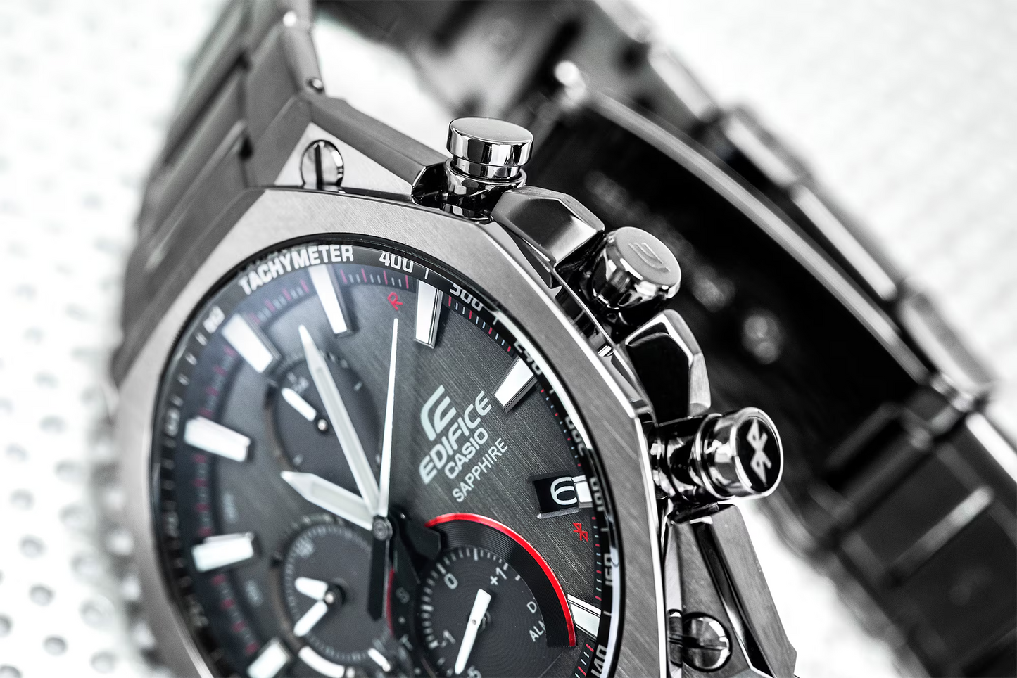 EDIFICE SMARTPHONE LINK WATCH EQB-1100DC-1ADR