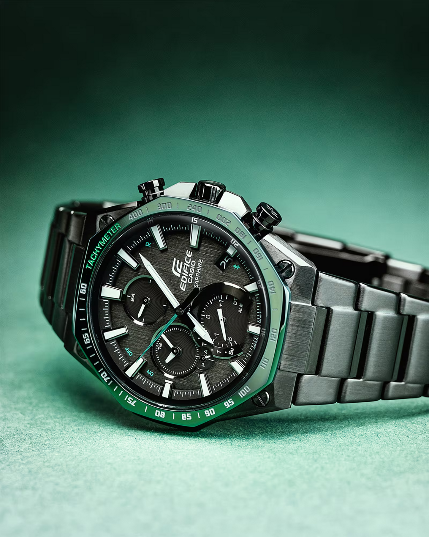 EDIFICE SMARTPHONE LINK WATCH EQB-1100XDC-1ADR