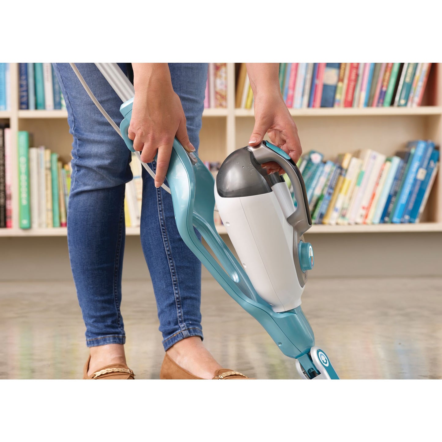 BLACK & DECKER 1600W 500ml Steam Mop 2in1, 8m Cord and 20sec HeatUp Time For Floor, Handheld Mode Kills 99.9% Germs With Super Heated Steam, That Cleanes &Sanitizes- BHSM1610DSM-GB