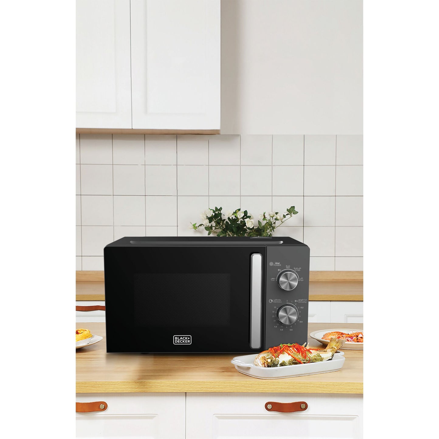 BLACK & DECKER Microwave Oven, 20 Litres,700W, 5 Power levels,Defrost Function ,Uniform Cooking,Easy Clean Cavity,Black-MZ2015P-B5