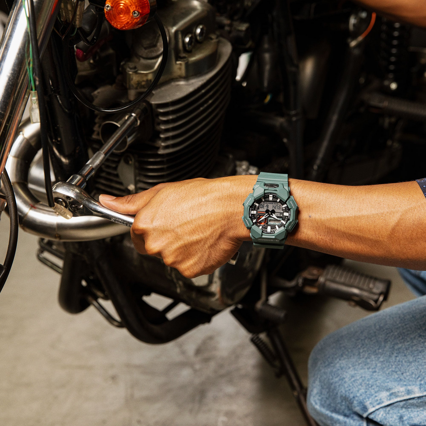 G-SHOCK ANALOG-DIGITAL MEN WATCH GA-010-2ADR