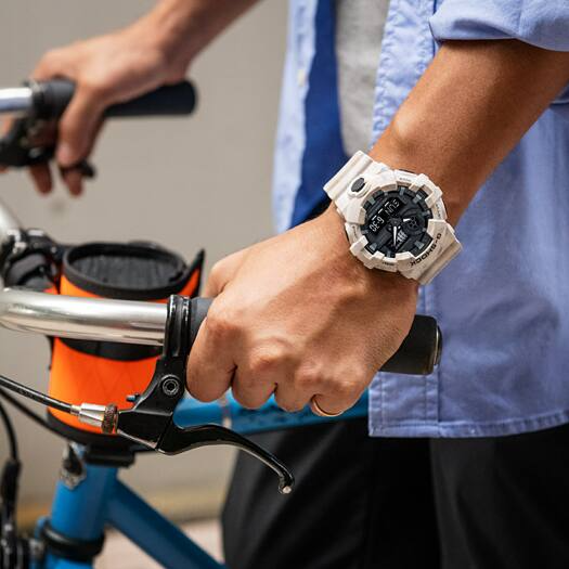 G-SHOCK CASUAL MEN WATCH GA-700WM-5ADR