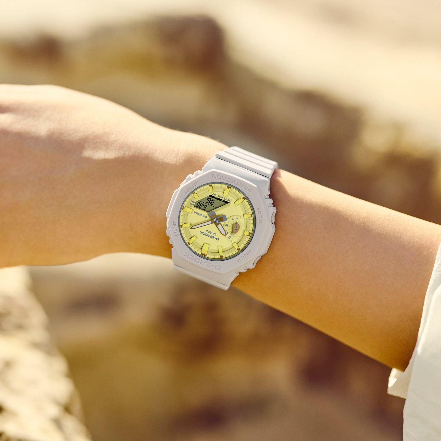 G-SHOCK WOMEN CASUAL WATCH GMA-S2100NC-4ADR
