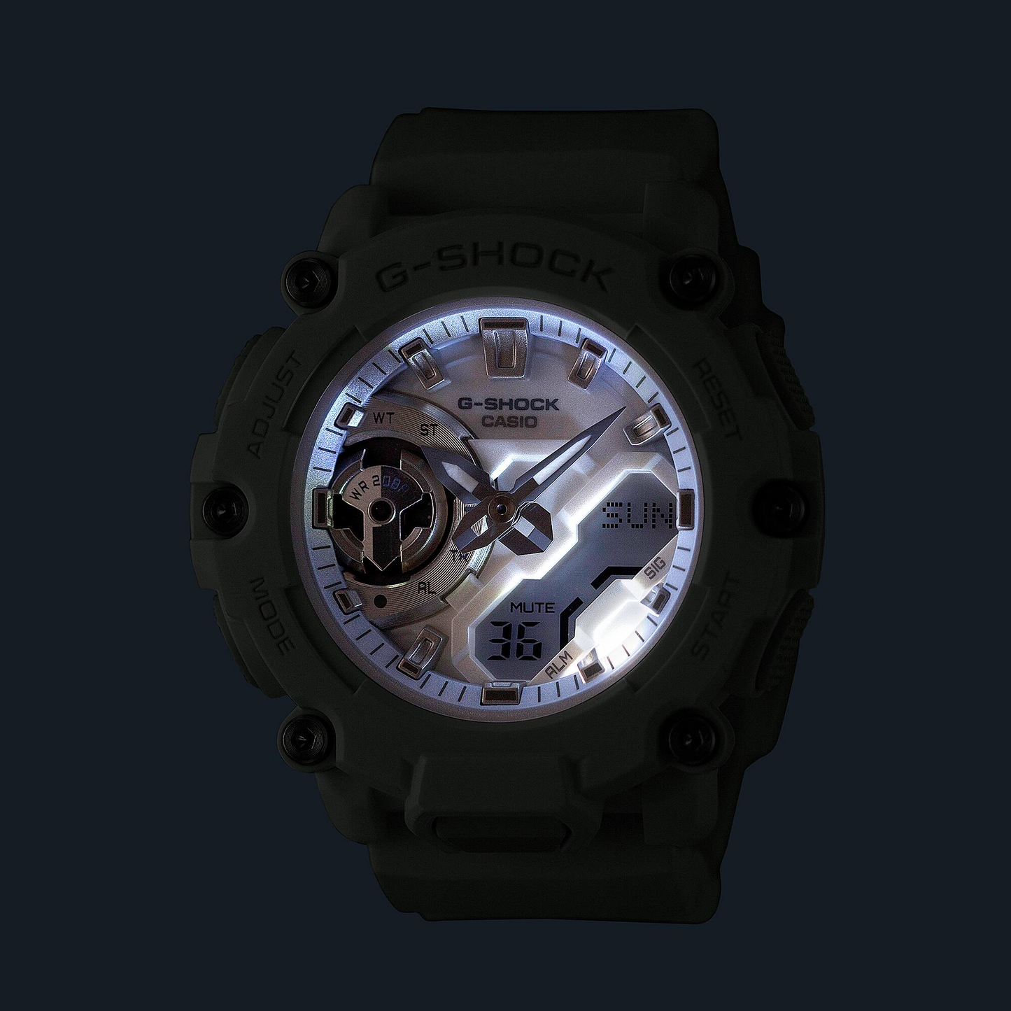 Casio G-Shock GMA-S2200M-7ADR Analog-Digital Ladies Watch, White
