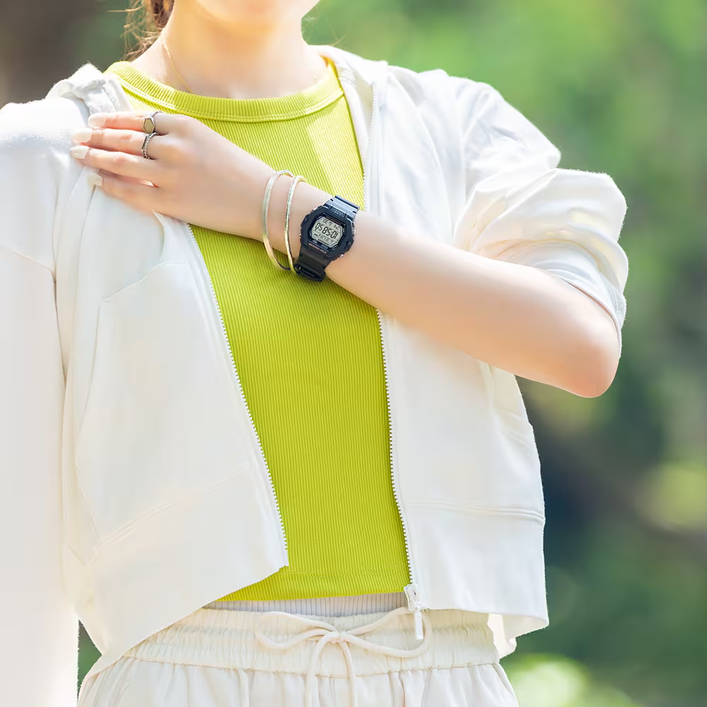 CASIO DIGITAL WOMENS WATCH LWS-2200H-1AVDF