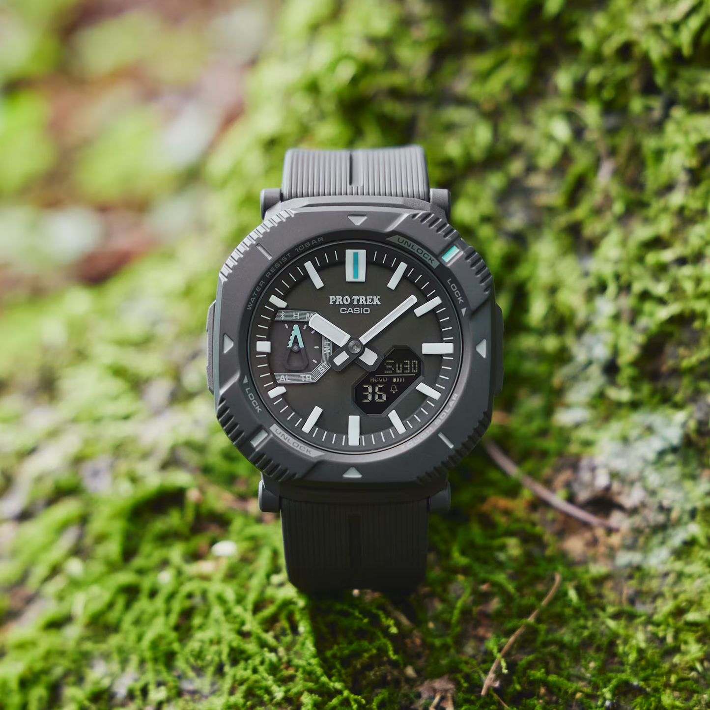 PRO TREK Sport Solar Powered Bluetooth Men Watch PRJ-B001-1DR