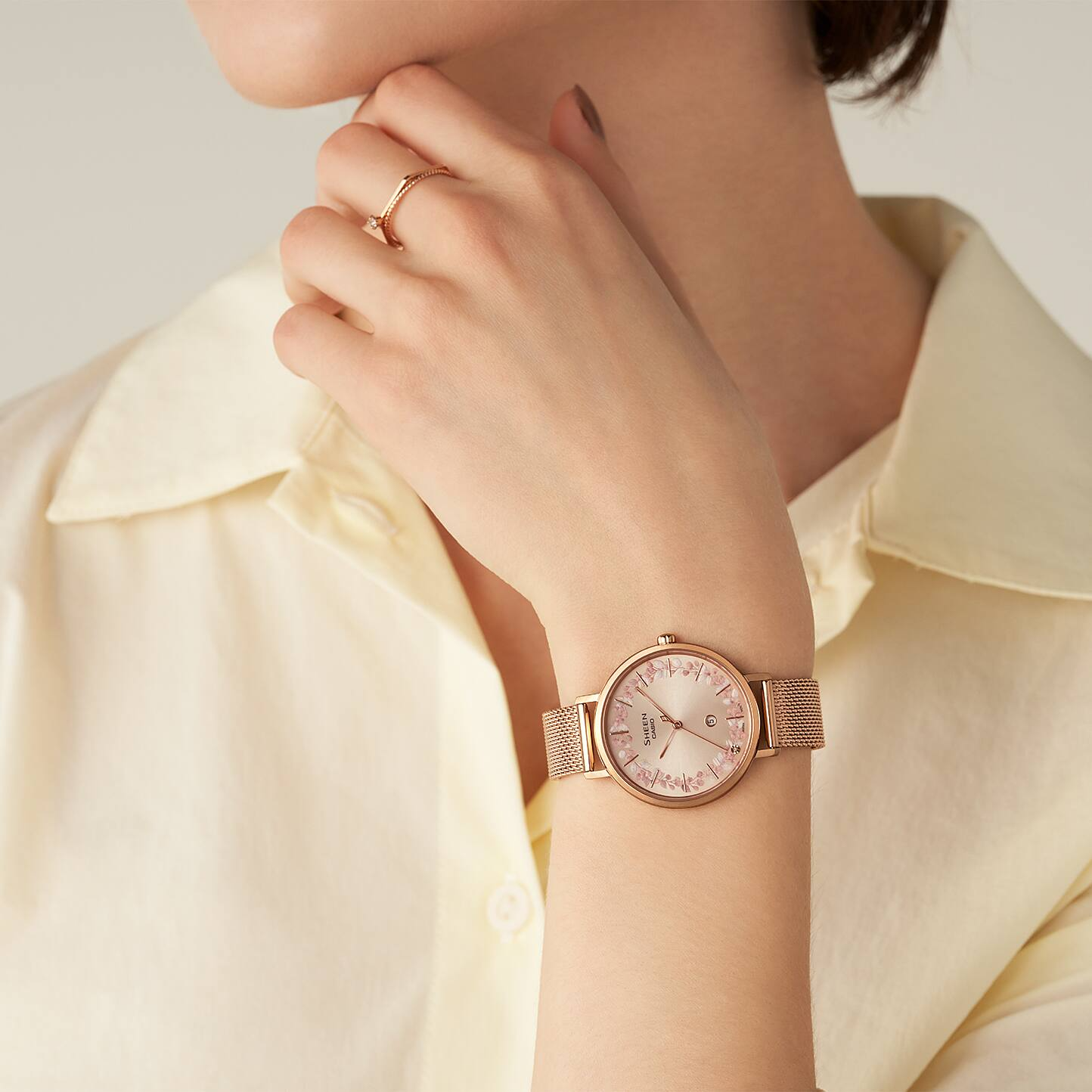 SHEEN Women Analog Watch SHE-4539FPM-4AUDF