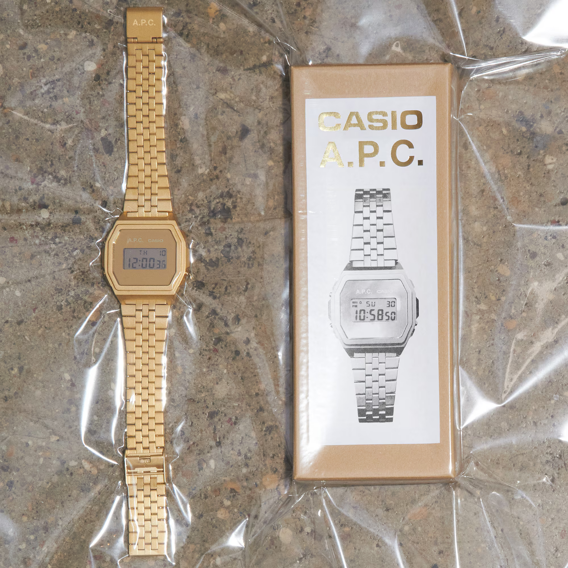 CASIO VINTAGE A.P.C COLLABORATION MODEL A1000ACG-9DR CASIO VINTAGE A.P.C COLLABORATION MODEL A1000ACG-9DR
