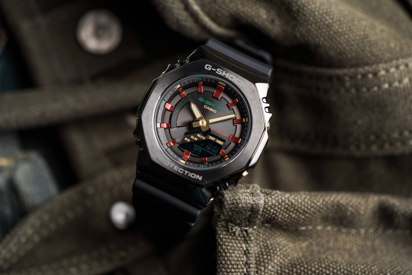 G-SHOCK METAL MEN WATCH GM-2100CH-1ADR
