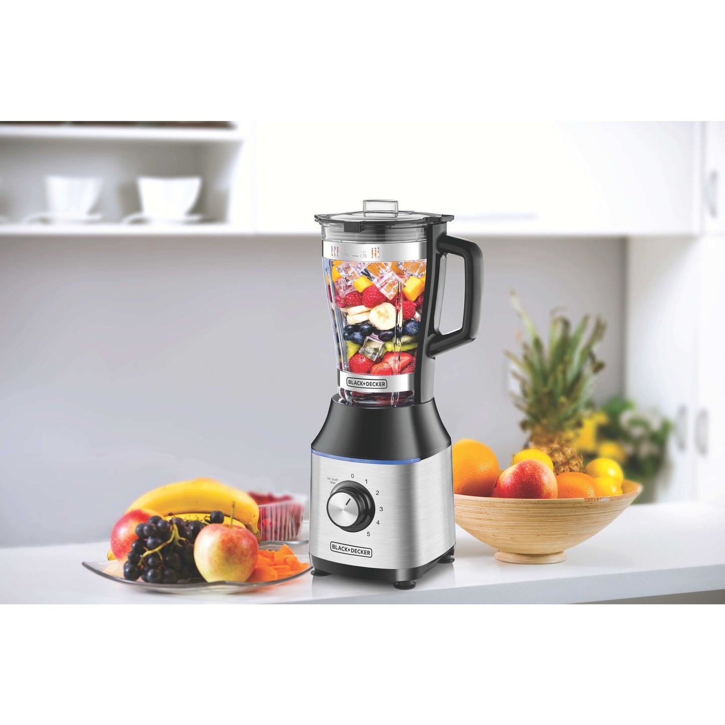 BLACK & DECKER 700W High Speed Premium Blender with Glass Jar Black/Silver BX650G-B5