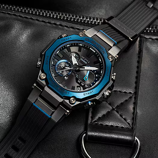 G-SHOCK SMARTPHONE LINK SOLAR-POWERED MEN WATCH MTG-B2000B-1A2DR