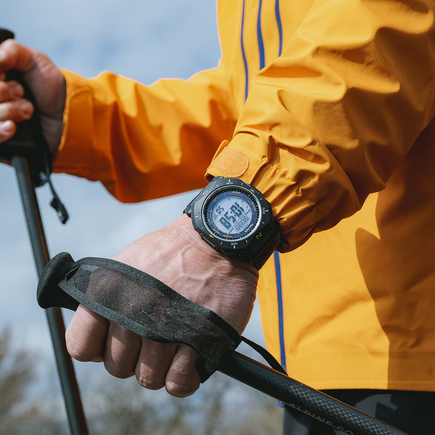 PRO TREK Sport Outdoor Solar Powered Men Watch PRG-69B-1DR