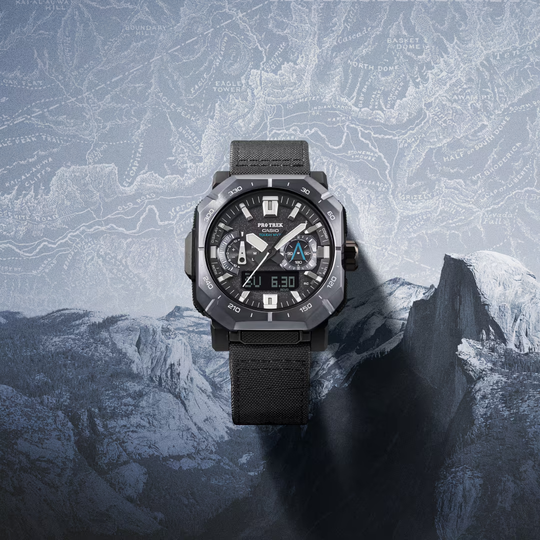 PRO TREK Sporty Solar Radio control Bluetooth® Men Watch PRW-B1000B-2DR